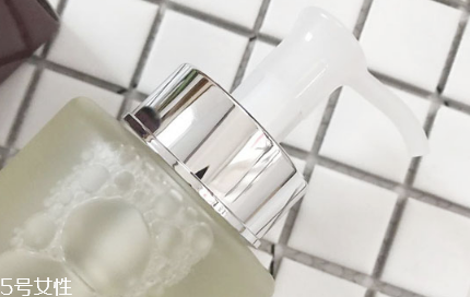 sk2神仙水和清瑩露怎么區(qū)分？使用小竅門