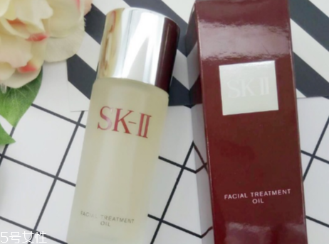 sk2神仙水怎么看生產(chǎn)日期？神仙水之前一定要擦化妝水