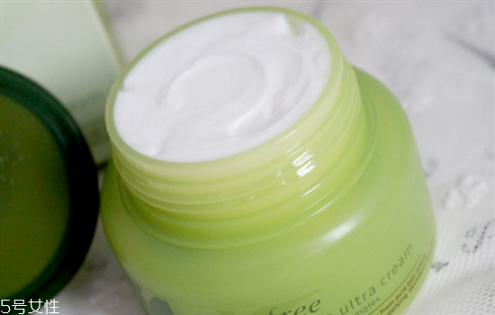 悅詩(shī)風(fēng)吟面霜好用嗎？正確的時(shí)間使用面霜更好