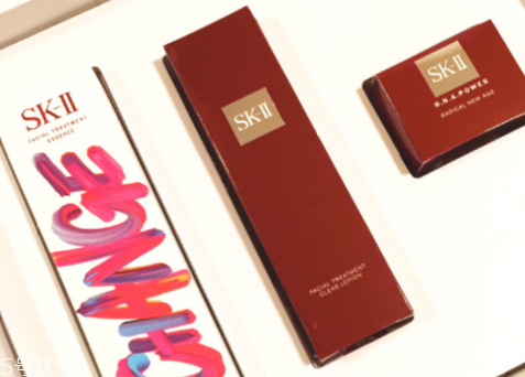 sk2神仙水怎么看生產(chǎn)日期？神仙水之前一定要擦化妝水