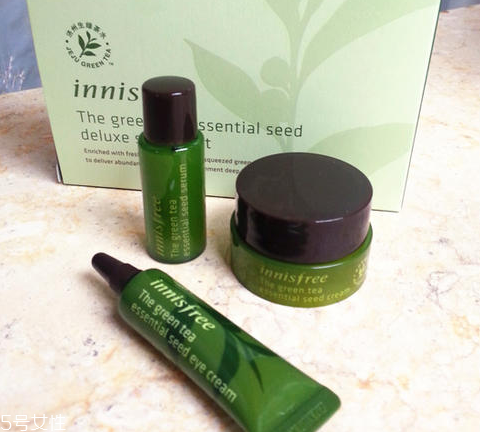 悅詩(shī)風(fēng)吟面霜好用嗎？正確的時(shí)間使用面霜更好