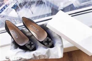 manolo blahnik是哪個國家的牌子？女星們的紅毯指定用鞋