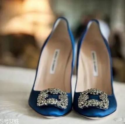 manolo blahnik是幾線品牌？高跟鞋中的貴族品牌
