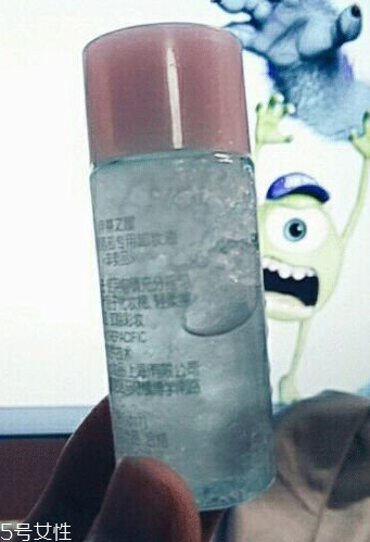 化妝品凍僵了還有效果嗎？美白產品別用了