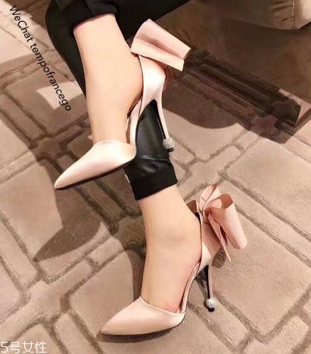 roger vivier是幾線品牌？集萬千寵愛于一身