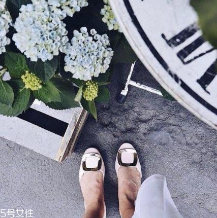 roger vivier鞋子偏大嗎？這款高跟鞋一定要買