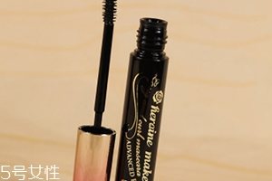 睫毛膏和眼線哪個先畫？看看你是不是畫錯了