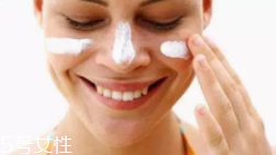 防曬霜為什么會(huì)過(guò)敏？二苯酮-3風(fēng)險(xiǎn)大