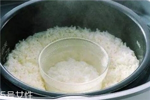 熱水煮飯還是冷水煮飯好？這樣煮飯更好吃