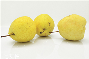梨子削皮后怎樣不變色？梨子能空腹吃