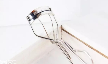 2018睫毛夾哪個(gè)牌子好？8款最受歡迎的睫毛夾推薦