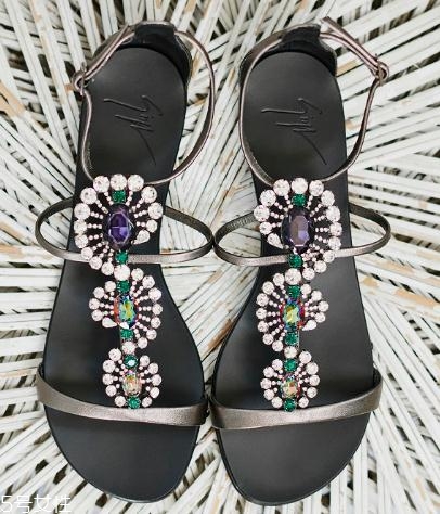 giuseppe zanotti是哪個(gè)國家的牌子？女明星的最愛