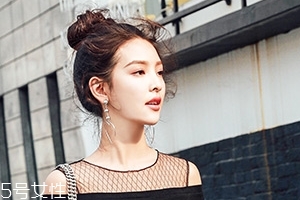 年會穿搭指南 助你成為最美風景線