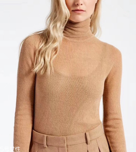 高領(lǐng)毛衣款式怎么挑選？這樣穿化身時(shí)尚通行證
