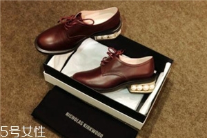 nicholas kirkwood鞋偏碼嗎？最優(yōu)雅的高跟鞋