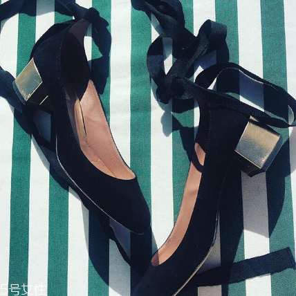 tabitha simmons是奢侈品嗎？紅毯上最常見的高跟鞋