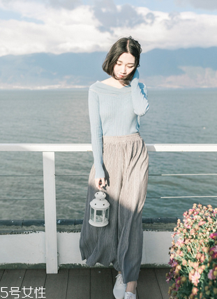 絲白祛斑軟膏的危害 藥品不能亂用 絲白祛斑軟膏的危害 藥品不能亂用