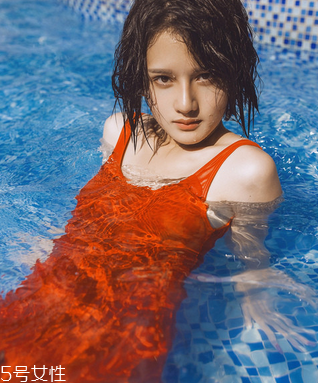 絲白祛斑軟膏的危害 藥品不能亂用 絲白祛斑軟膏的危害 藥品不能亂用