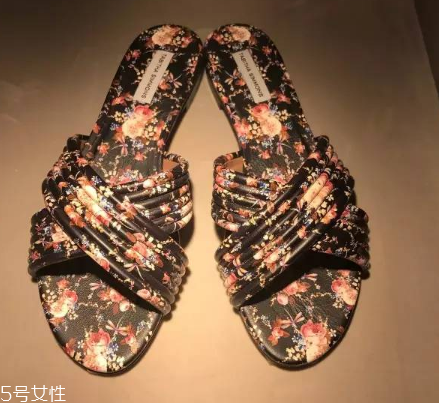 tabitha simmons鞋子多少錢？美到骨子里的高跟鞋