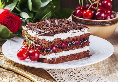 車?yán)遄臃疟湟芊獗４鎲?？車?yán)遄颖４嬗懈[門