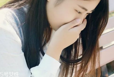 長期干咳是什么原因？可能是這種癌癥的征兆