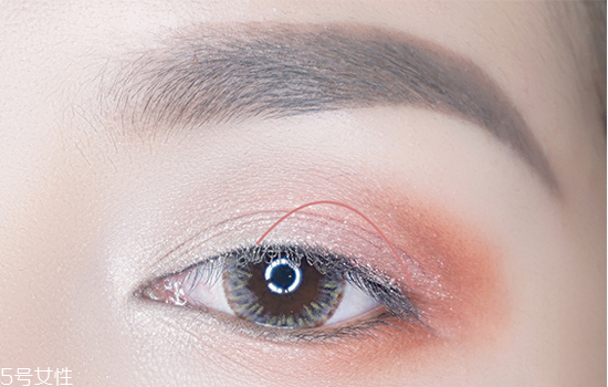 內(nèi)眼線用什么畫比較好？眼線怎么畫簡(jiǎn)單又好看教程