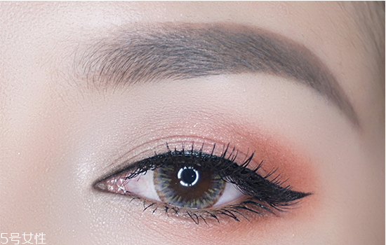 內(nèi)眼線用什么畫比較好？眼線怎么畫簡(jiǎn)單又好看教程