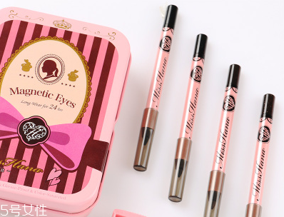 眼線筆硬頭和軟頭的哪個(gè)好用？單眼皮眼妝教程