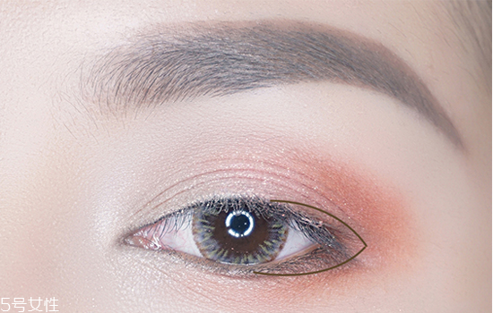 內(nèi)眼線用什么畫比較好？眼線怎么畫簡(jiǎn)單又好看教程