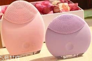 硅膠的潔面儀好用嗎？不要使用過多