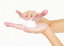 硅膠的潔面儀好用嗎？不要使用過多