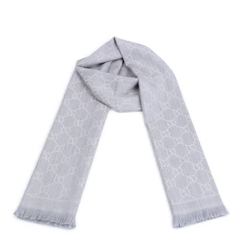 冬天戴什么圍巾好看？貌美又溫暖的圍巾大盤點(diǎn)