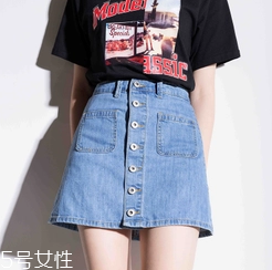 牛仔裙配什么顏色絲襪？牛仔裙搭配排雷