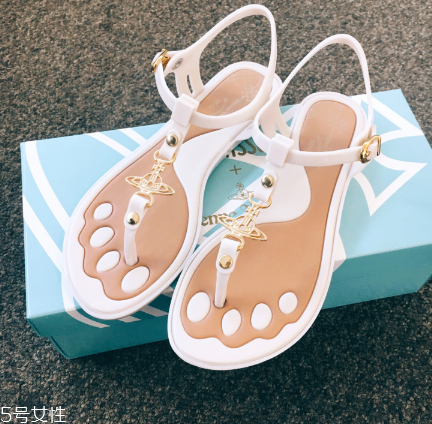 melissa果凍鞋好穿嗎？當下最時髦的鞋子