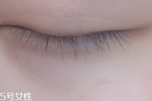 ettusais艾杜莎睫毛膏打底膏怎么用？睫毛一天不會塌