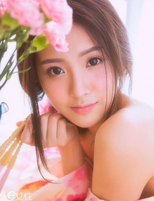 絲白祛斑軟膏有激素嗎？激素藥別濫用