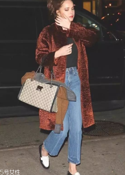 長款大衣搭配什么鞋子？這樣穿氣場兩米八