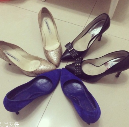 brian atwood鞋子多少錢？性感又可愛的百搭神器