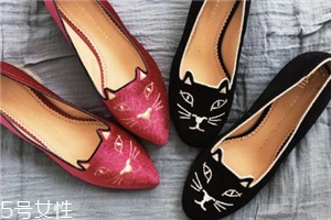 charlotte olympia貓咪鞋多少錢？平底鞋中的萌貨代表