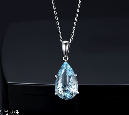 海藍寶是幾月生辰石？來自大海的生辰祝福