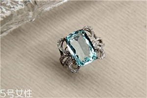 海藍寶是越透越好嗎？它是海水的化身