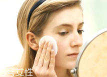 卸妝必備工具有哪些？這3種缺一不可