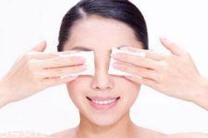 卸妝油是全能的嗎？卸妝3種質(zhì)地這么選