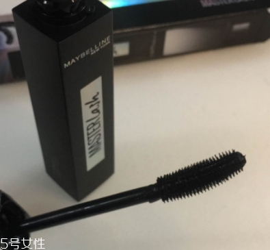 美寶蓮彎彎睫毛膏多少錢？美寶蓮重新定義睫毛膏