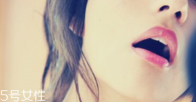 口紅病有哪些癥狀？使用不當(dāng)引發(fā)癌癥