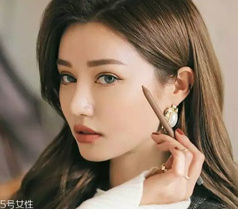 淡妝眼影怎么畫好看？好用的眼影膏和眼影產(chǎn)品推薦