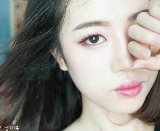 桃花眼妝容好看嗎？桃花眼妝容教程