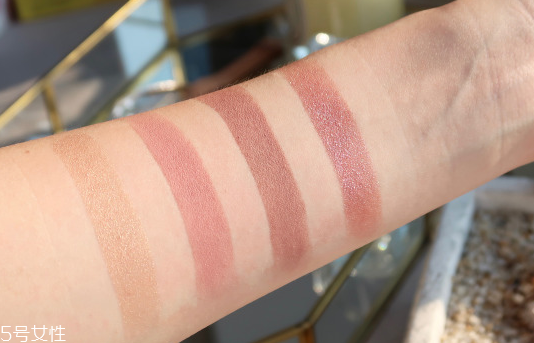 珠光眼影和啞光眼影哪個好？judydoll橘朵四色眼影超好看