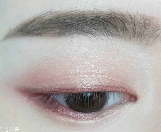 桃花眼妝容好看嗎？桃花眼妝容教程