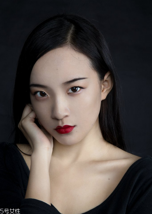 內(nèi)雙怎樣畫眼線成外雙？單眼皮內(nèi)雙女生福音